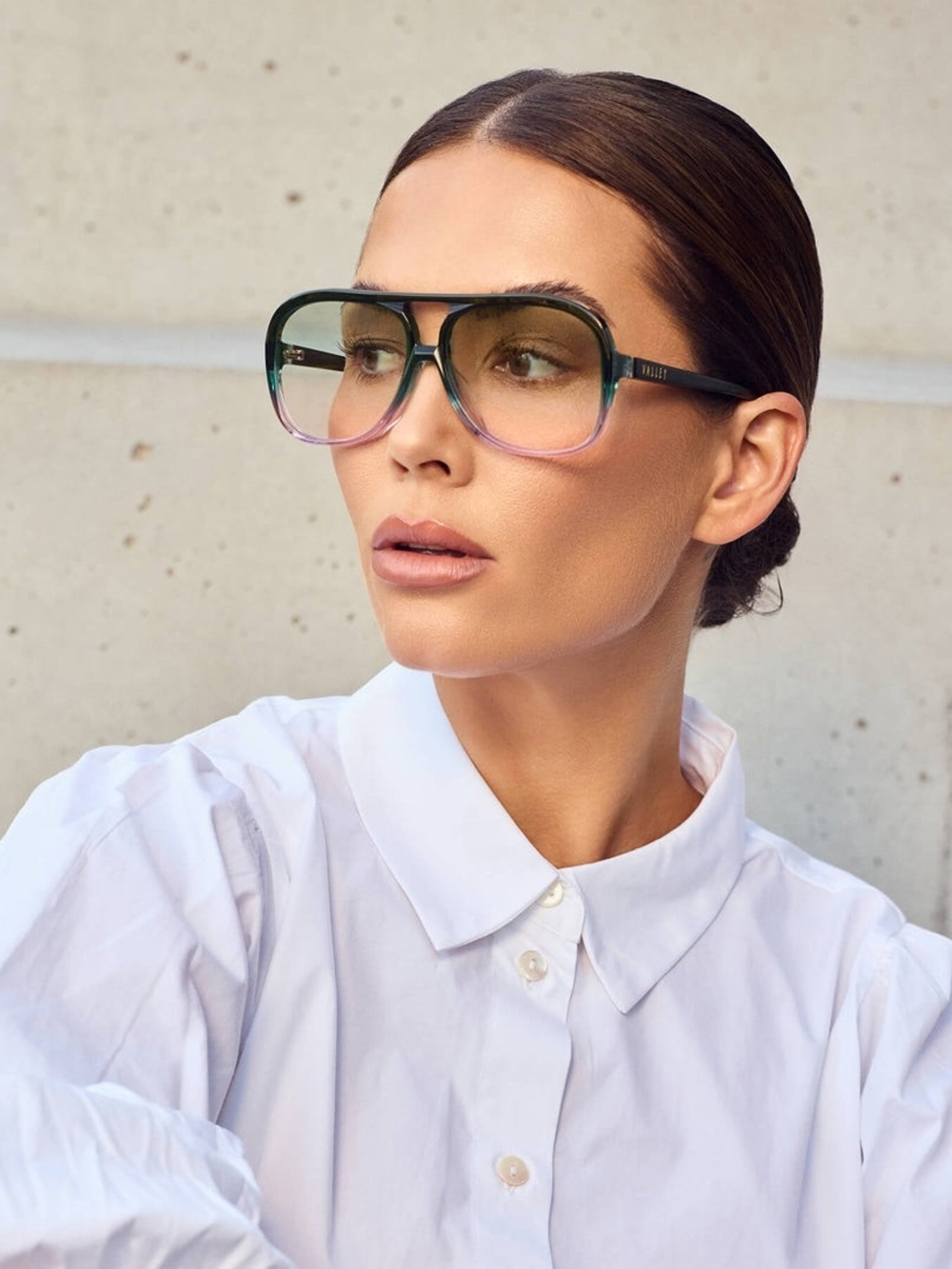 VALLEY Gradient Aviator Sunglasses - Green to Pink